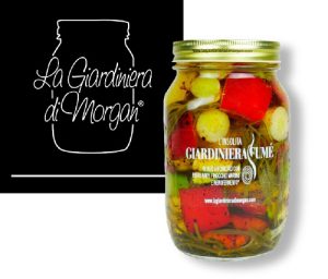 Geräucherte Giardiniera mit schwarzem Knoblauch Morgan's Giardiniera.