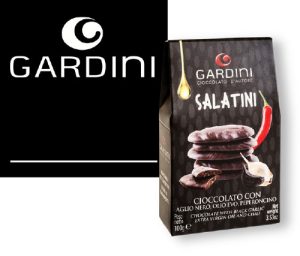 Gardini-Schokoladenbrezeln mit schwarzem Knoblauch.